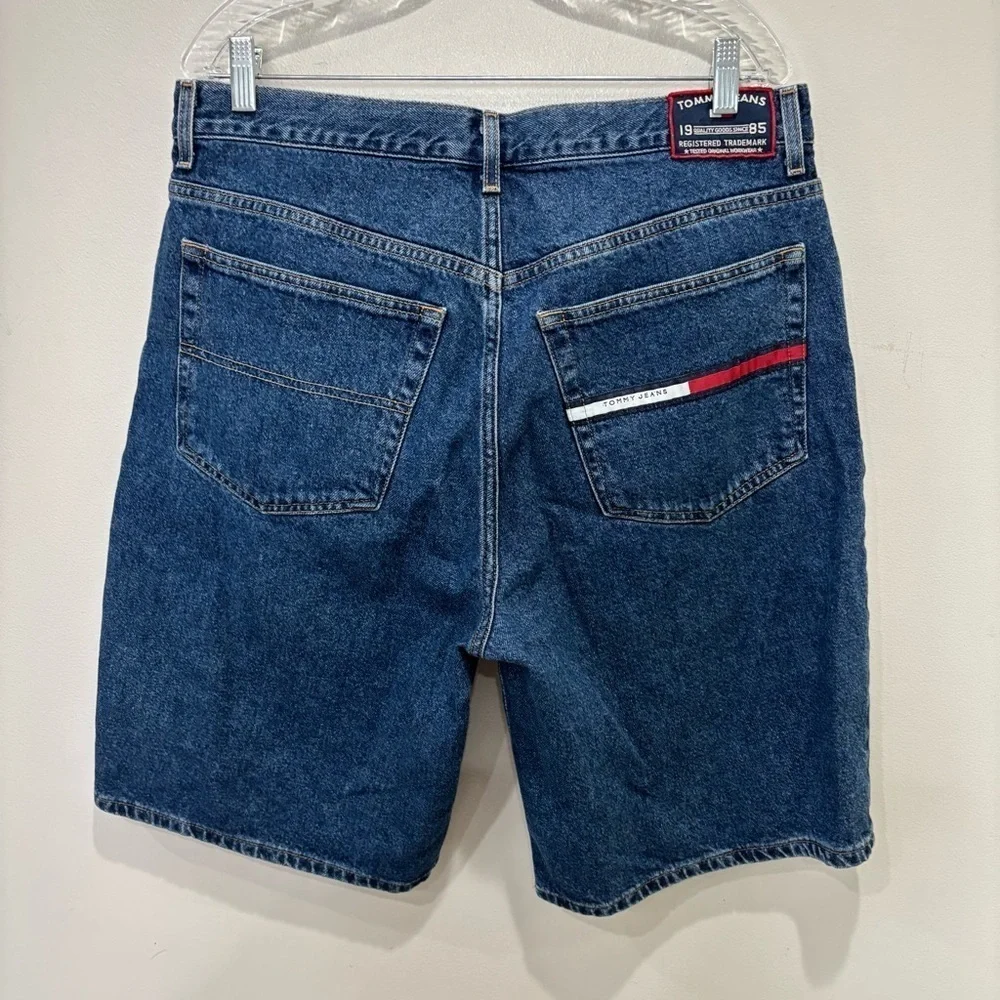 Vintage Tommy Hilfiger Shorts Men’s Size 36